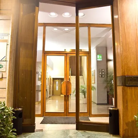 ホテル ミラノ ピストイア